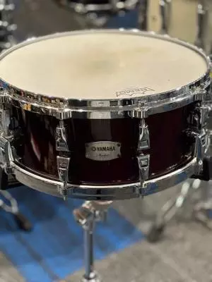Yamaha 14 x 6 Absolute Hybrid Snare 2